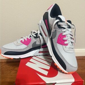 NIKE Air Max 90 FN6958-003 DUNKIN DONUTS 11.5 With Box
